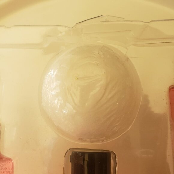 Lucky You Lucky Brand Spa Gift Set Fragrance Mist Body Wash Bath Salts and Bath - Picture 5 of 6